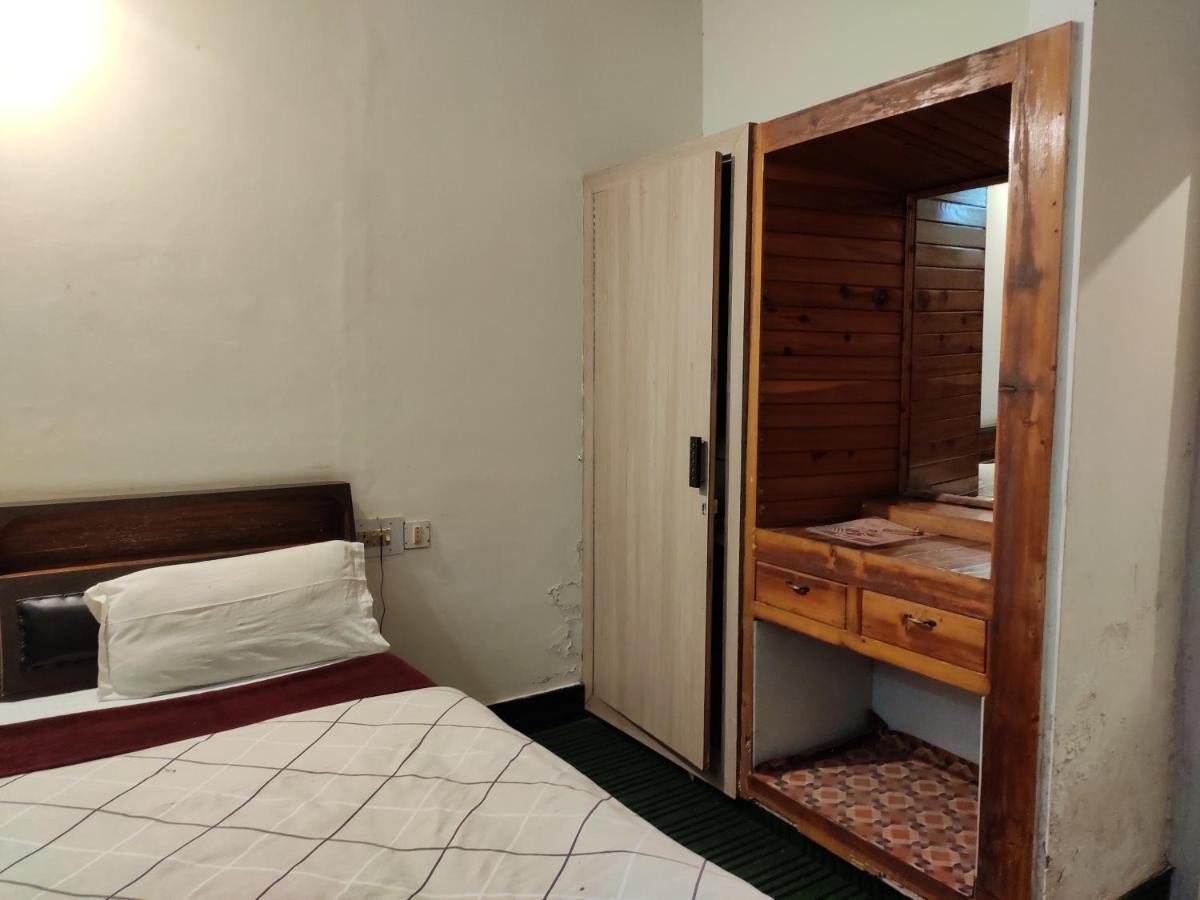 Hotel Royal Чамба Экстерьер фото